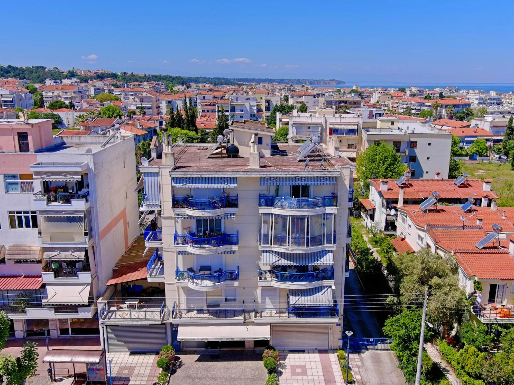 Romanou 26 *