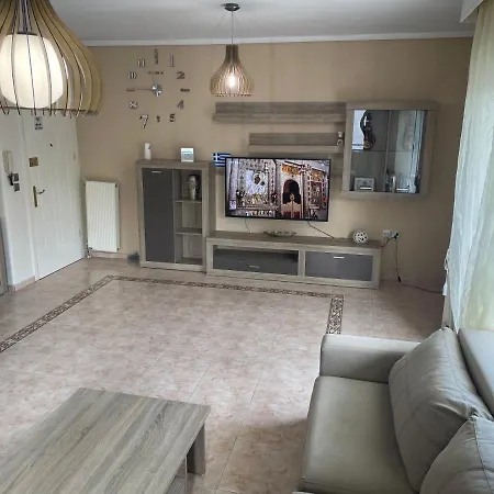 Lovely And Sunny Apartament 300M From Beach!! Peraia  Exterior photo