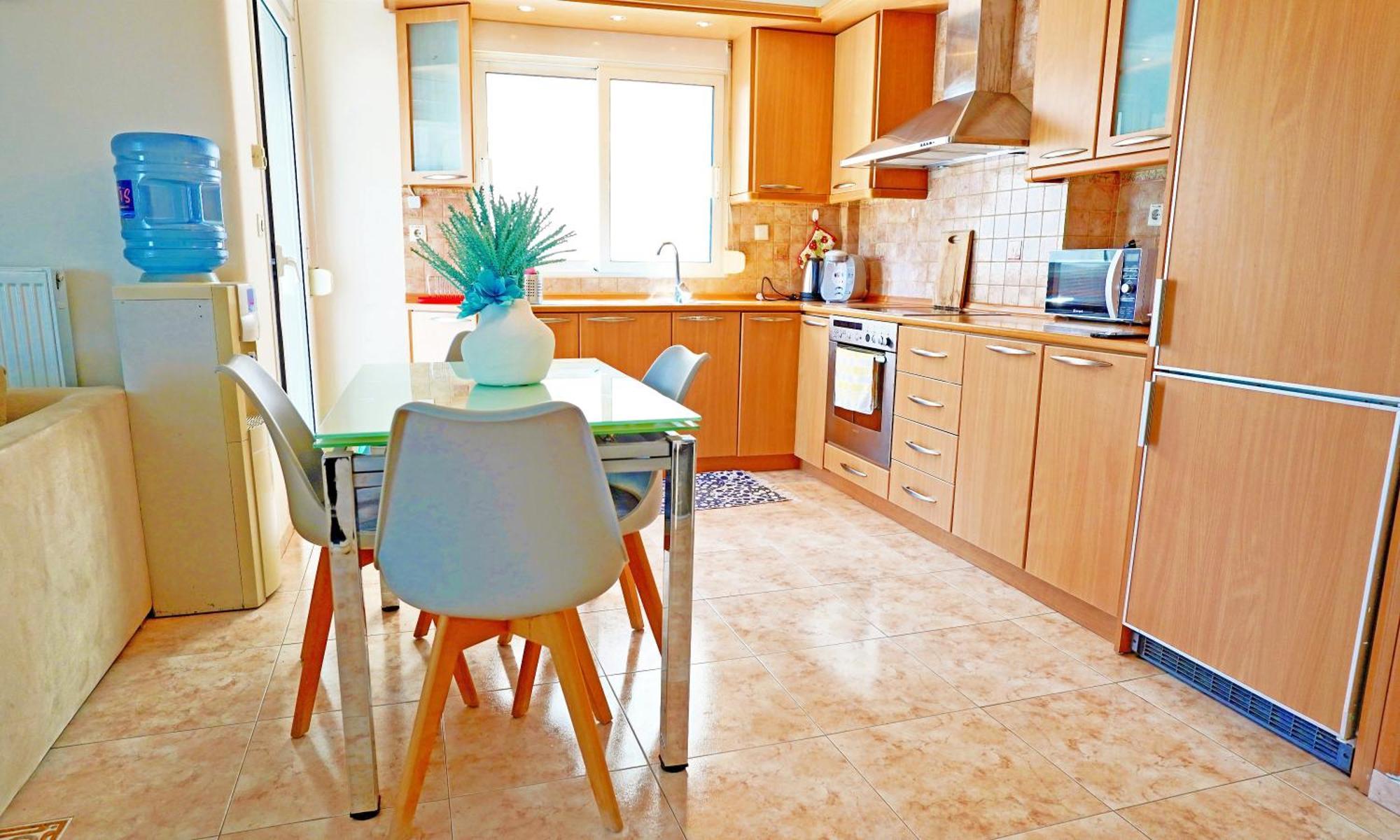 Apartment Lovely And Sunny 300m From Beach!! *