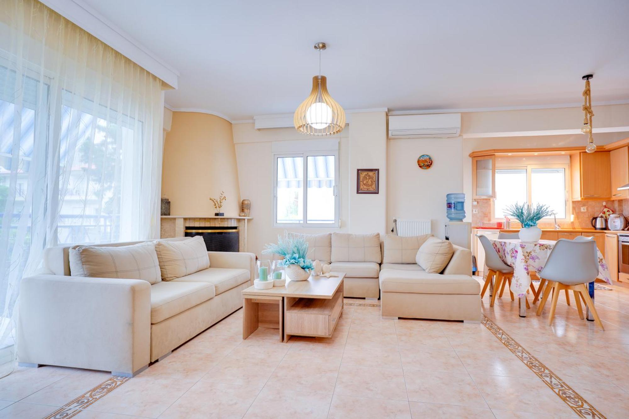 Lovely And Sunny 300m From Beach!! Peraia (Thessaloniki)